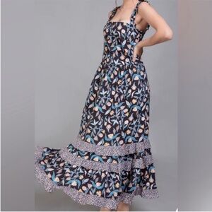 UNIVERSAL THREAD Floral Maxi Dress size Medium‎